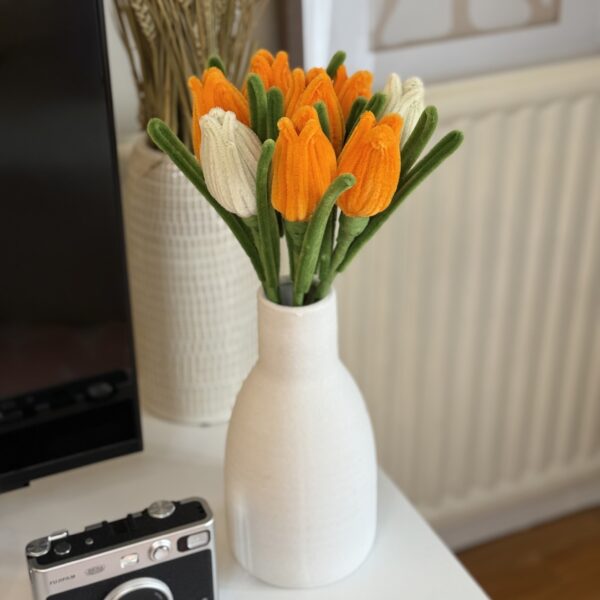 Bouquet 8 tulipes orange & blanc